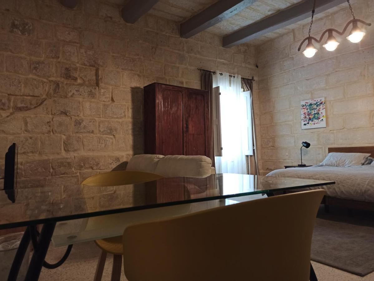 Beautiful Studio Apartment In Qormi Malta Dış mekan fotoğraf