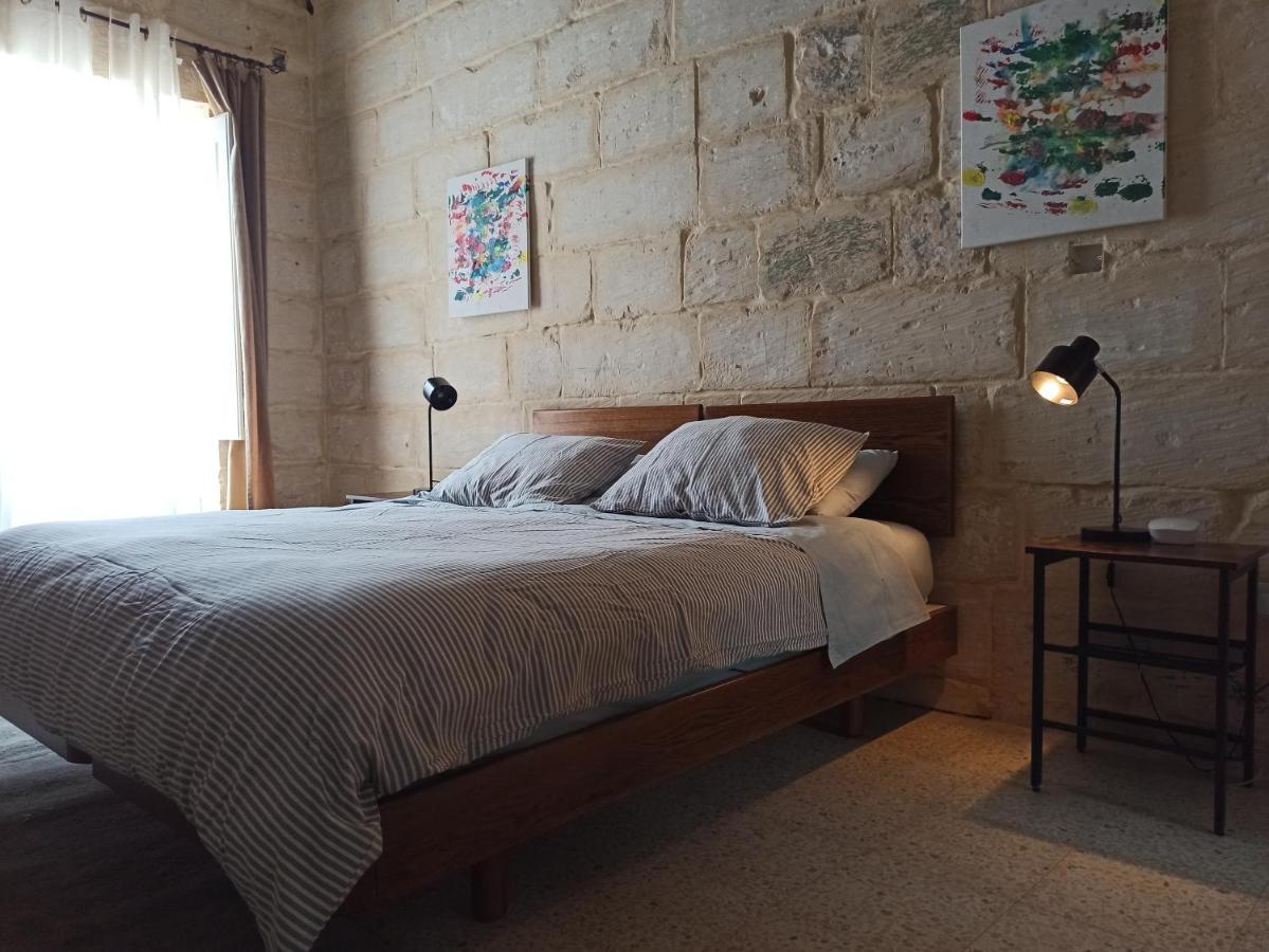 Beautiful Studio Apartment In Qormi Malta Dış mekan fotoğraf