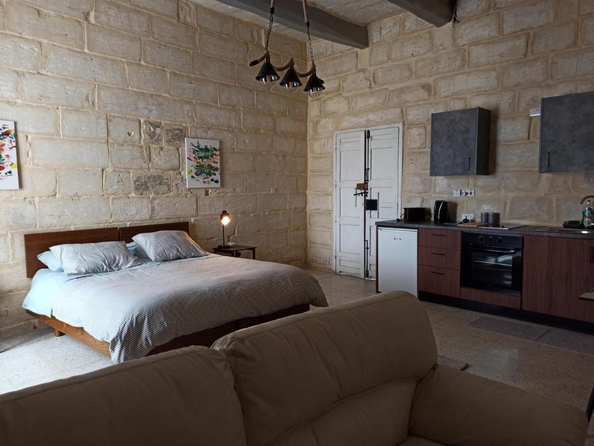 Beautiful Studio Apartment In Qormi Malta Dış mekan fotoğraf